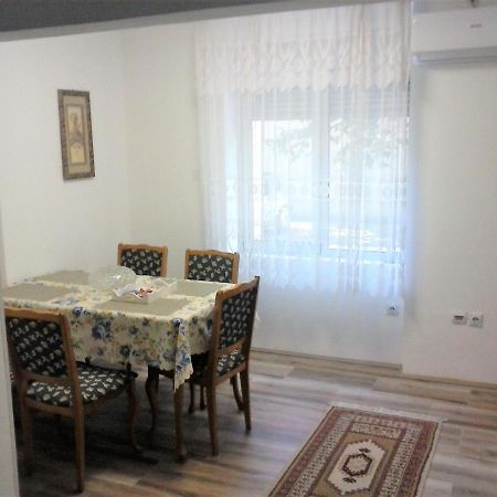 Apartman Veljic Ni エクステリア 写真