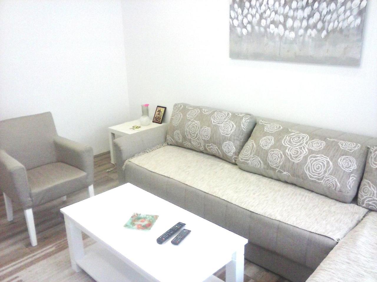 Apartman Veljic Ni エクステリア 写真